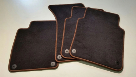 Alfa Romeo Tonale 2022-től szövetszőnyeg